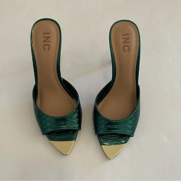 INC Emerald Snake Print Green and Gold Open-Toe Heels Sandals - Picture 5 of 8